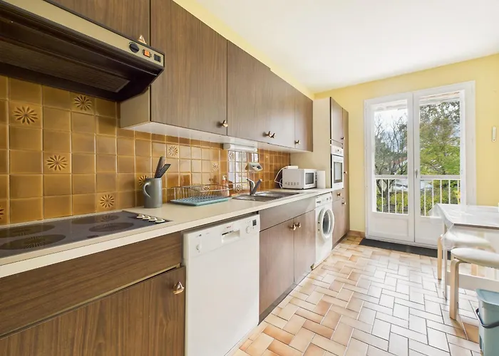 200m De La De La Baule, 4 Adultes 1 Enfant Apartment *