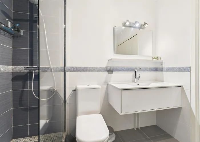 Apartment 200m De La De La Baule, 4 Adultes 1 Enfant *